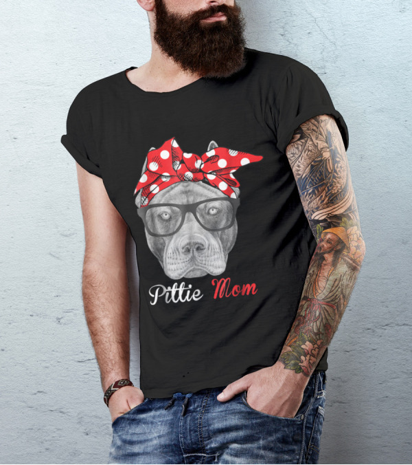 Pittie Mom With Glasses And Polka Dot Bandana Pitbull Dog Lovers T-Shirt