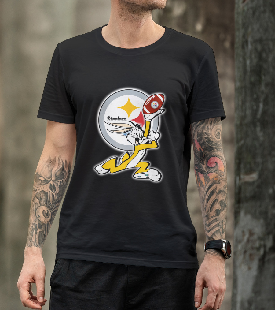 Pittsburgh Steelers Bugs Bunny Football T-Shirt