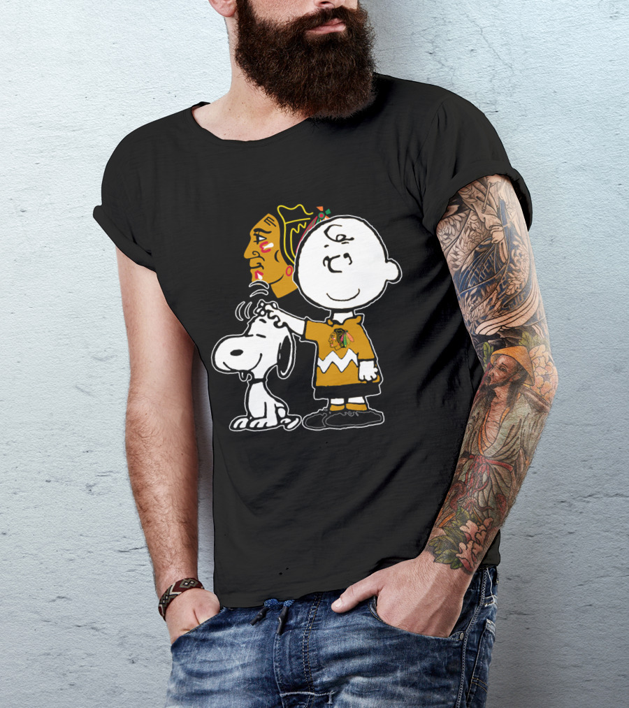 Chicago Blackhawks Charlie Brown And Snoopy T-Shirt