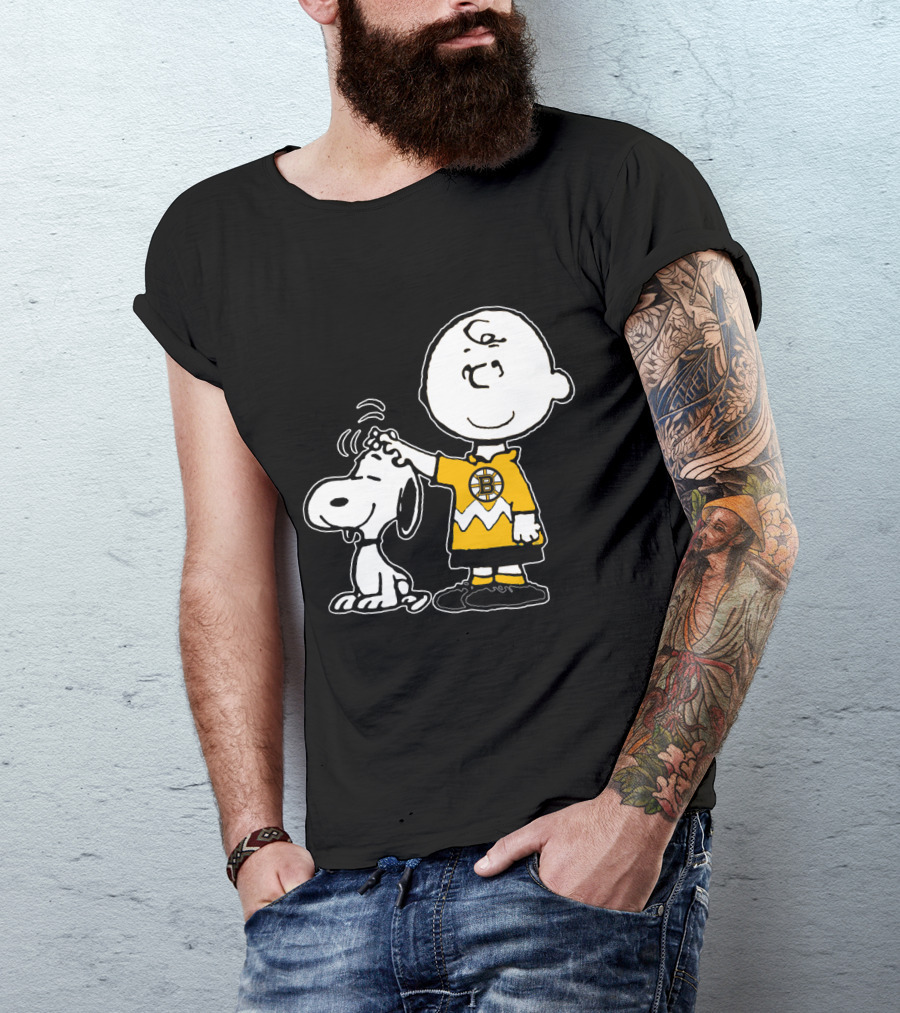 Boston Bruins Snoopy Charlie Brown Peanuts T-Shirt