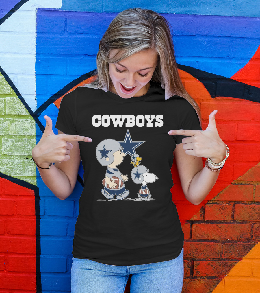 Cowboys Peanuts Characters With Dallas Star Logo Football Helmets T-Shirt
