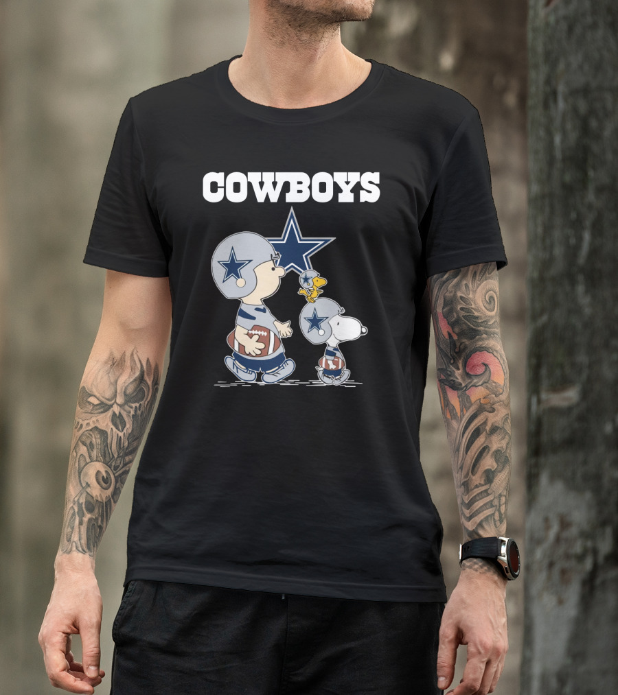 Cowboys Peanuts Characters With Dallas Star Logo Football Helmets T-Shirt