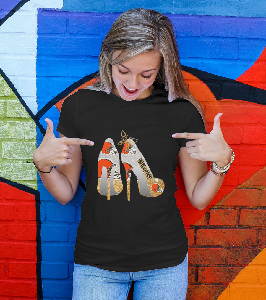 Cleveland Browns High Heels Helmets Bold Browns Fan T-Shirt
