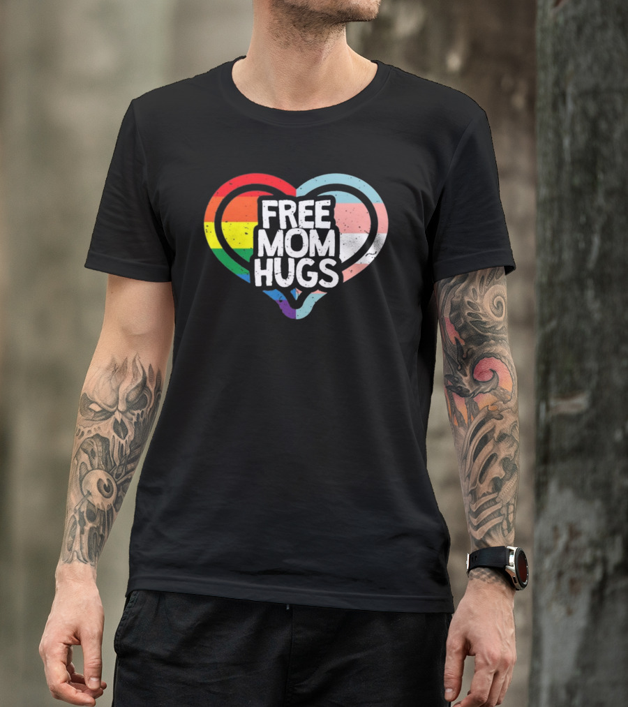 Free Mom Hugs Rainbow Heart Pride Vintage T-Shirt