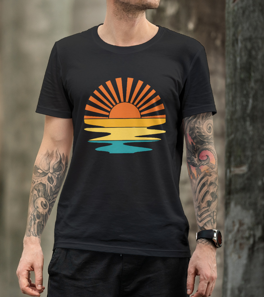 Retro Sunset Rays Wavy Vintage Sunshine Sunburst Ocean Horizon T-Shirt