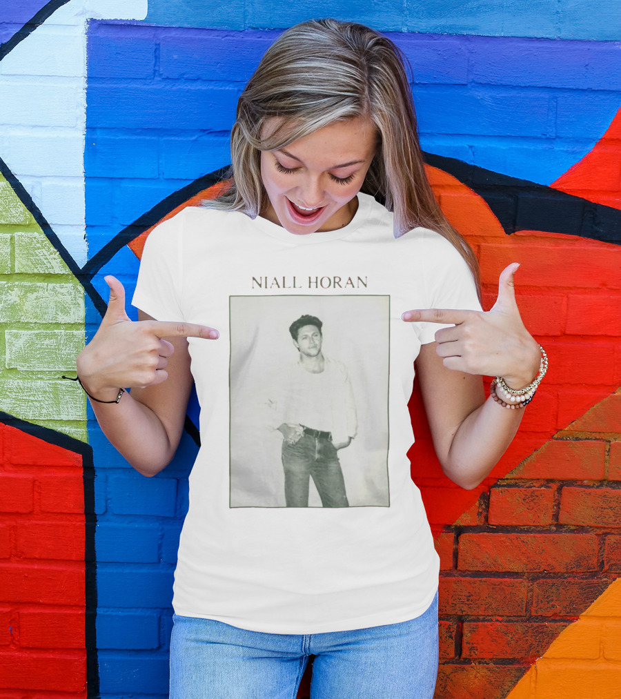 Niall Horan Black And White Vintage Style Photo T-Shirt