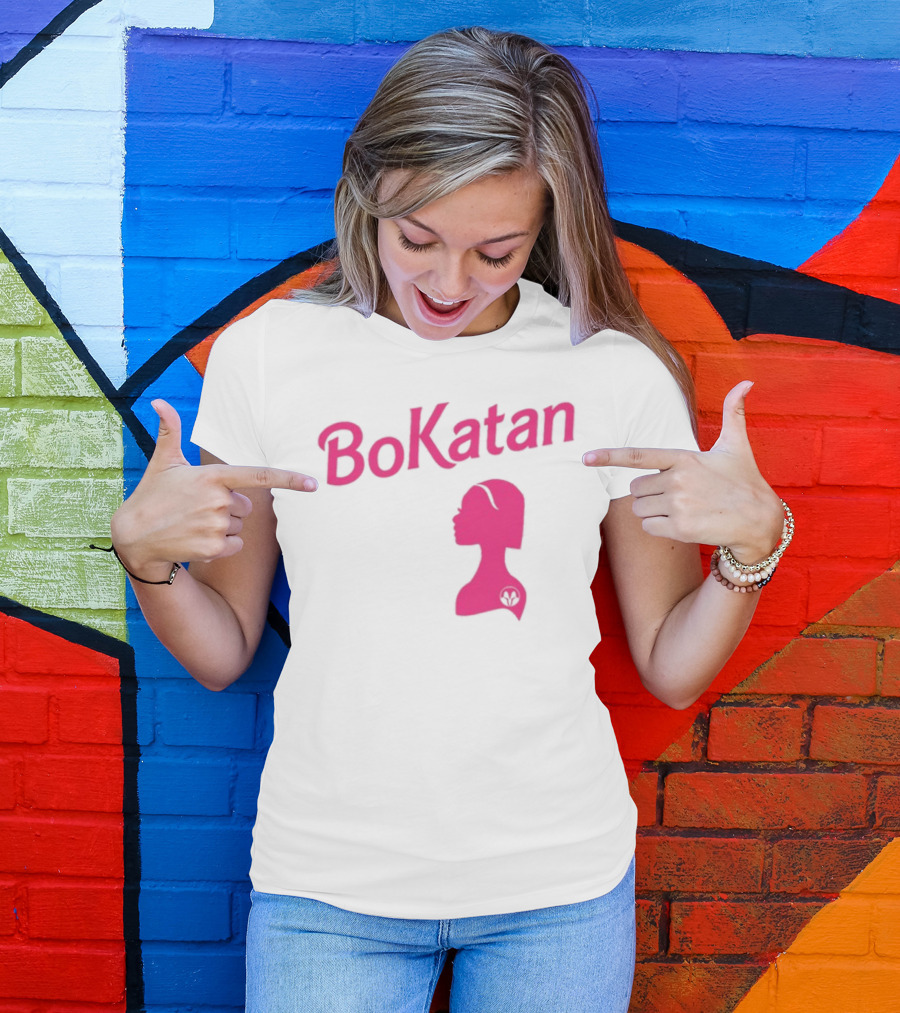 Bo-Katan Pink Silhouette With Mandalorian Insignia T-Shirt