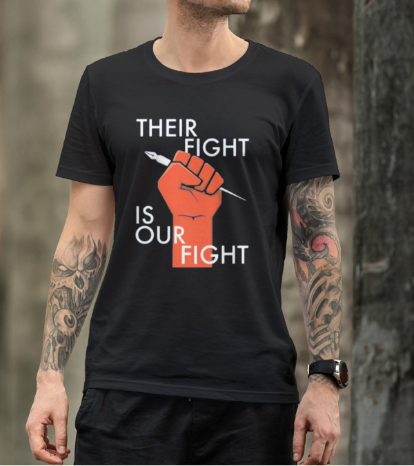 Sag-Aftra United Solidarity With Raised Fist Pencil Protest T-Shirt