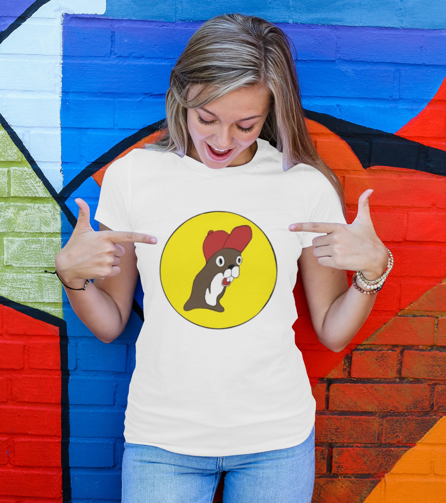Baby Genius Beaver Red Cap Yellow Circle Buc-ee's Cup T-Shirt