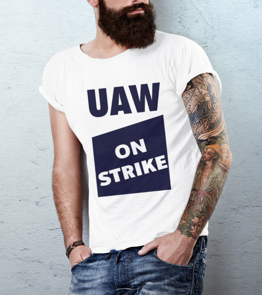 UAW On Strike Solidarity Statement By Sara Nelson T-Shirt