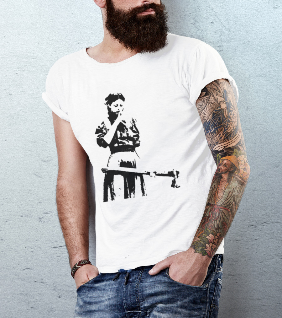 Mia Goth Pearl Film Character With Weapon T-Shirt