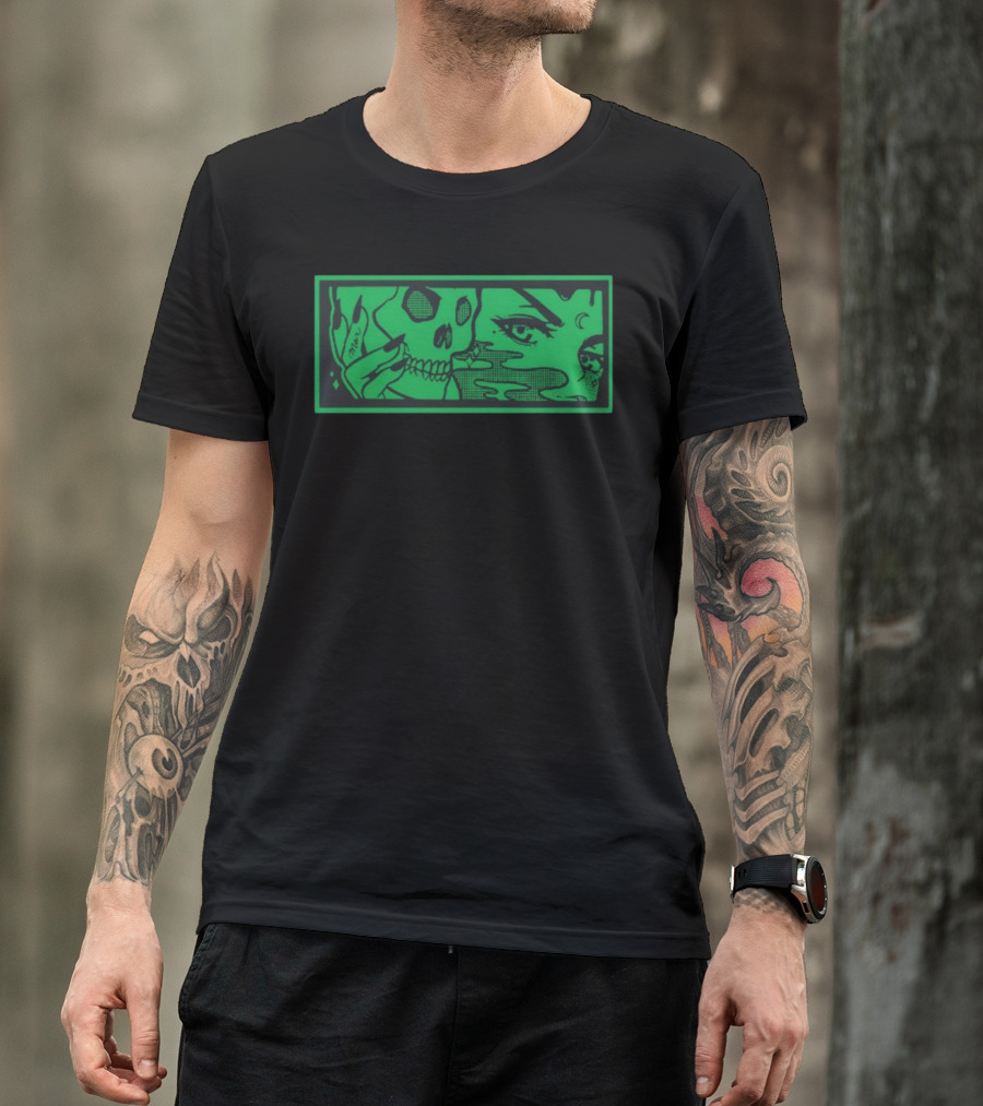 Max Smoking Skull Art Green T-Shirt