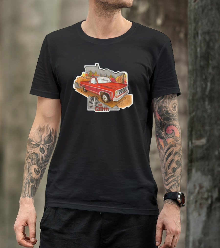 C1ohhh Junkyera Digs Vintage Red Pickup Truck Scenic Autumn Background Classic T-Shirt