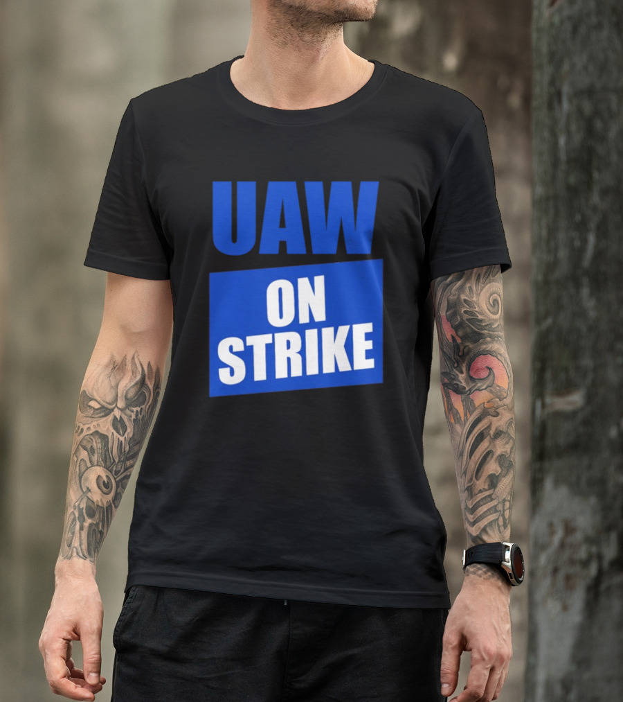 UAW On Strike Bold Blue Protest T-Shirt