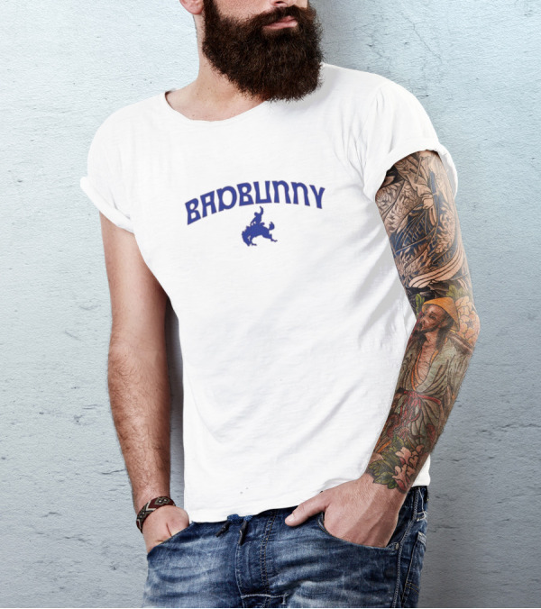 Nadiesabeloquevaapasarmanana Bad Bunny Blue Buck Riding T-Shirt