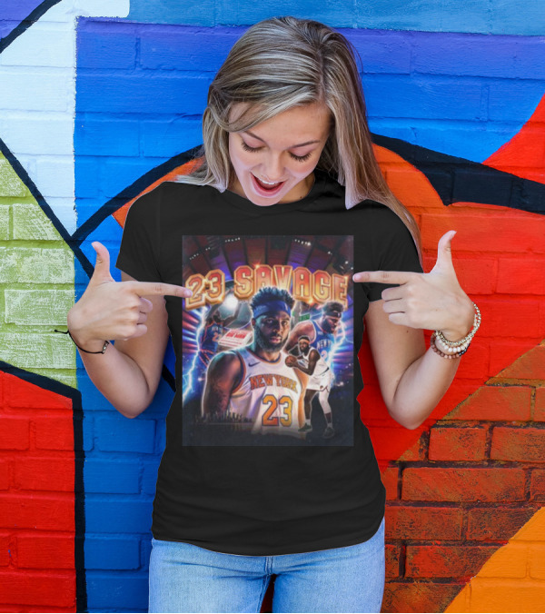 New York Knicks 23 Savage Mitchell Robinson Stadium Lightning Background T-Shirt