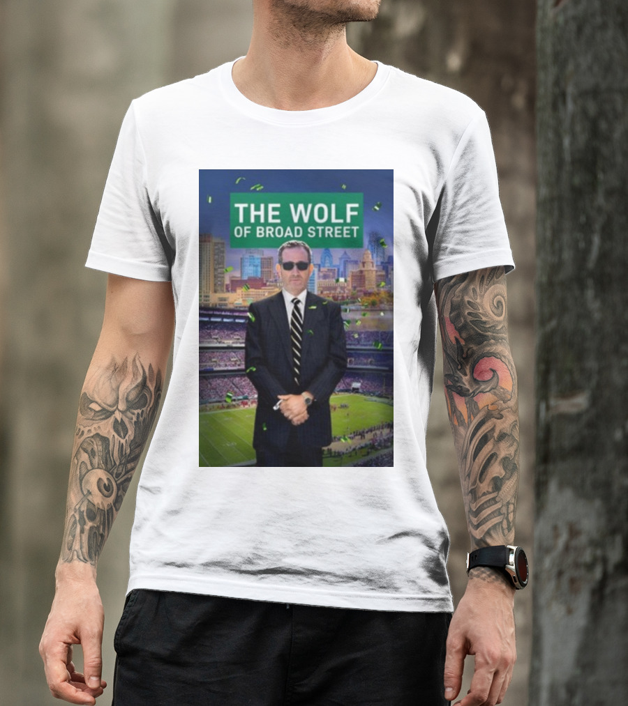 The Wolf Of Broad Street Philly Football Skyline Celebrations T-Shirt