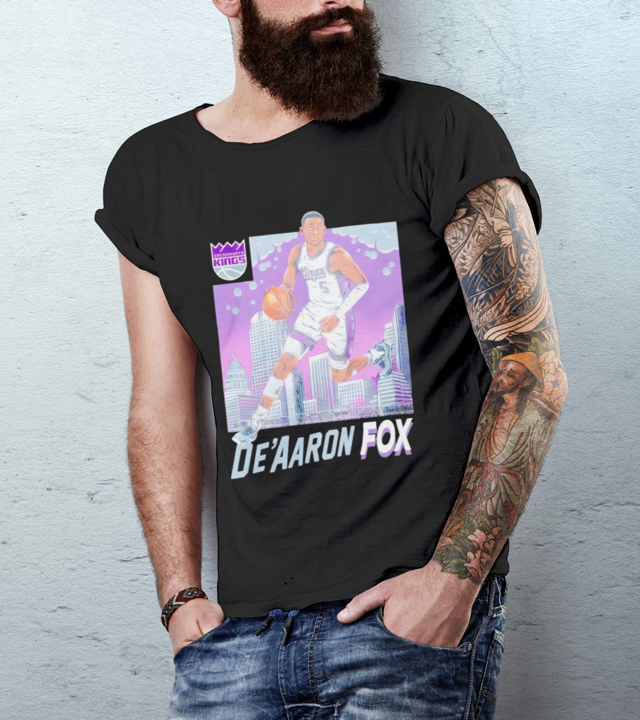 Sacramento Kings De’Aaron Fox Basketball City Skyline Kings T-Shirt