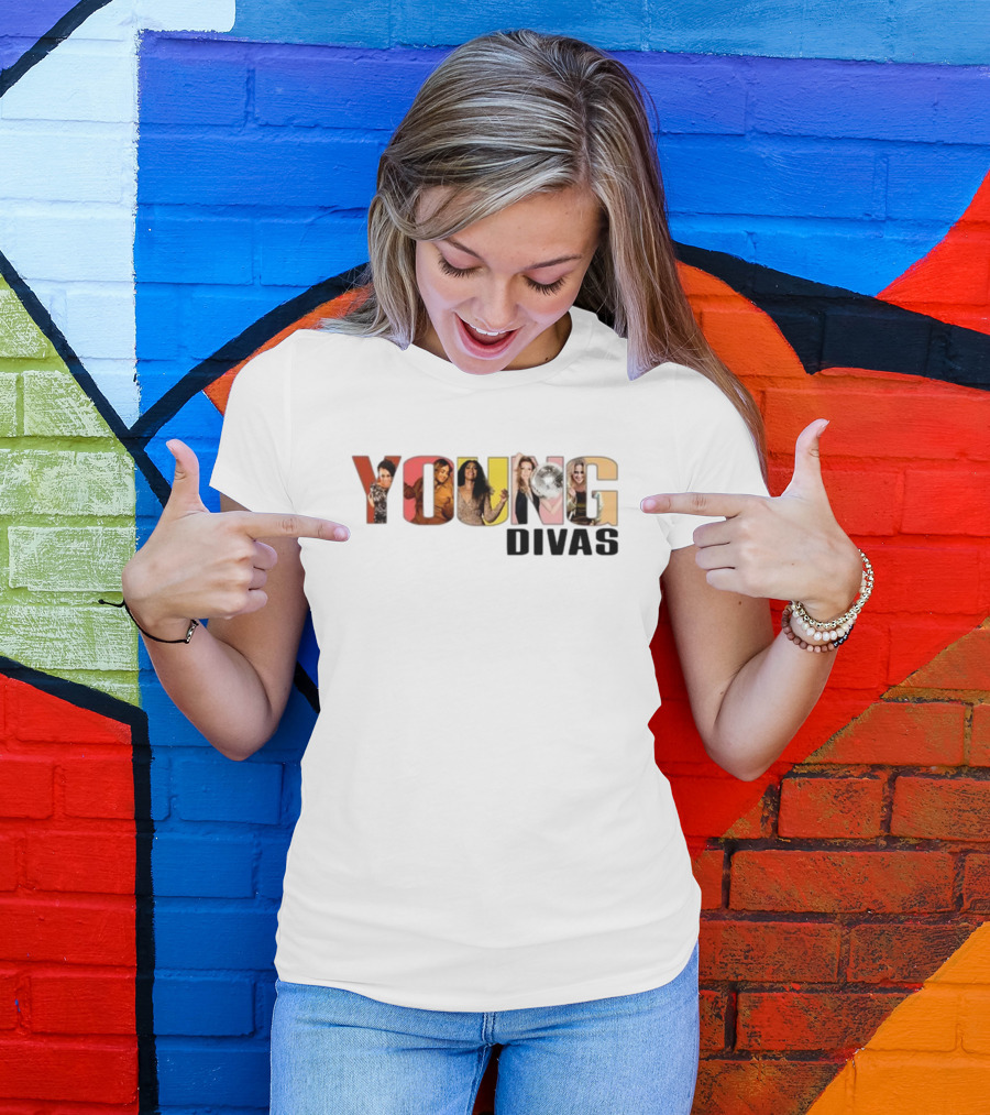 YOUNG DIVAS Photomontage Letters T-Shirt