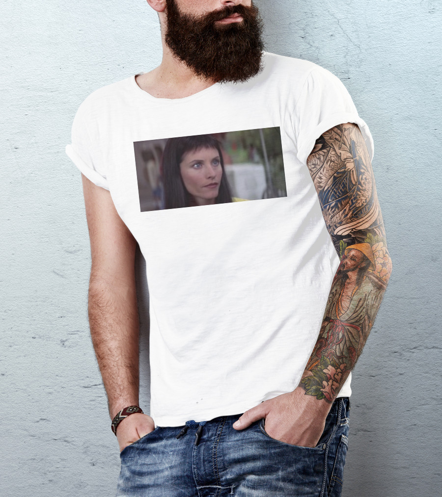 Courteney Cox Scream Movie Character House Party Scene T-Shirt