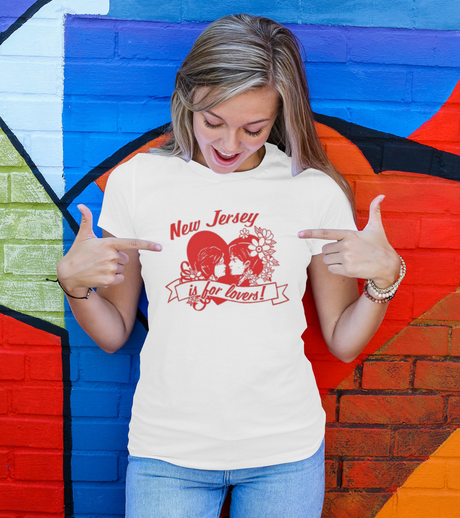 New Jersey Is For Lovers Red Heart Floral Banner T-Shirt