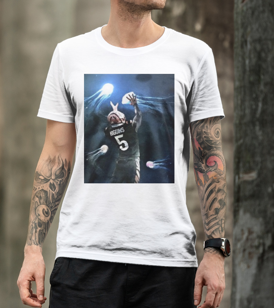 Killer Brownie Football Player Higgins 5 With Jellyfish Birthday T-Shirt
