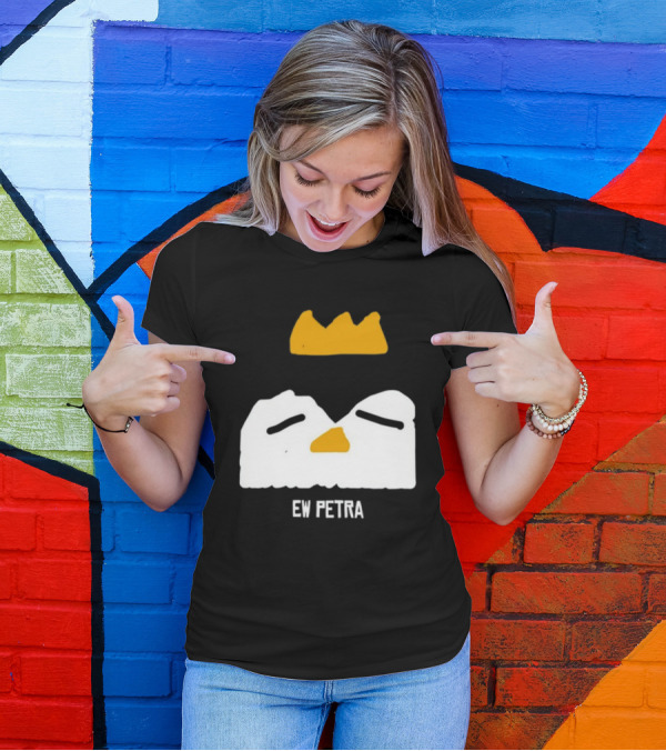 Ew Petra Gurin Clips Iconic T-Shirt