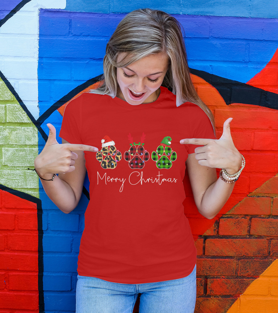 Merry Christmas Plaid Leopard Paw Santa Hat Reindeer Antlers Green Elf Hat T-Shirt