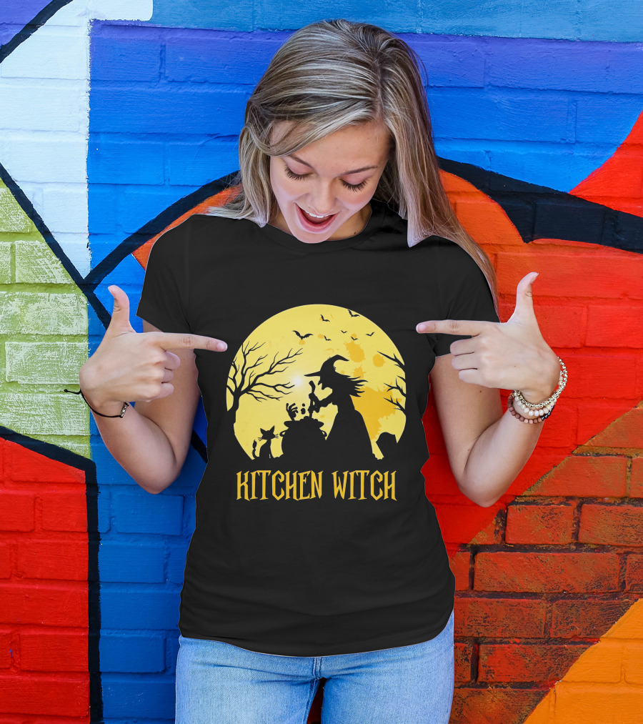 Kitchen Witch Halloween Silhouette Moon Cooking Potion T-Shirt