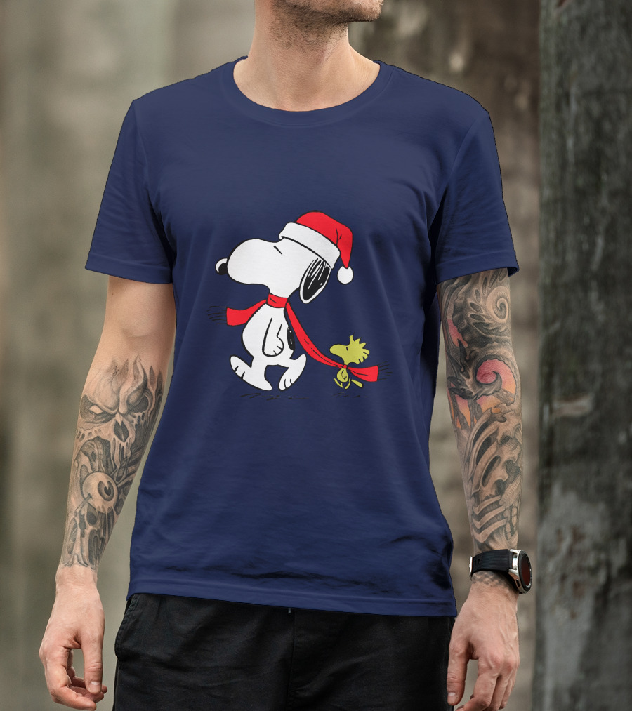 Snoopy Santa Hat And Woodstock Christmas Peanuts Scarf T-Shirt