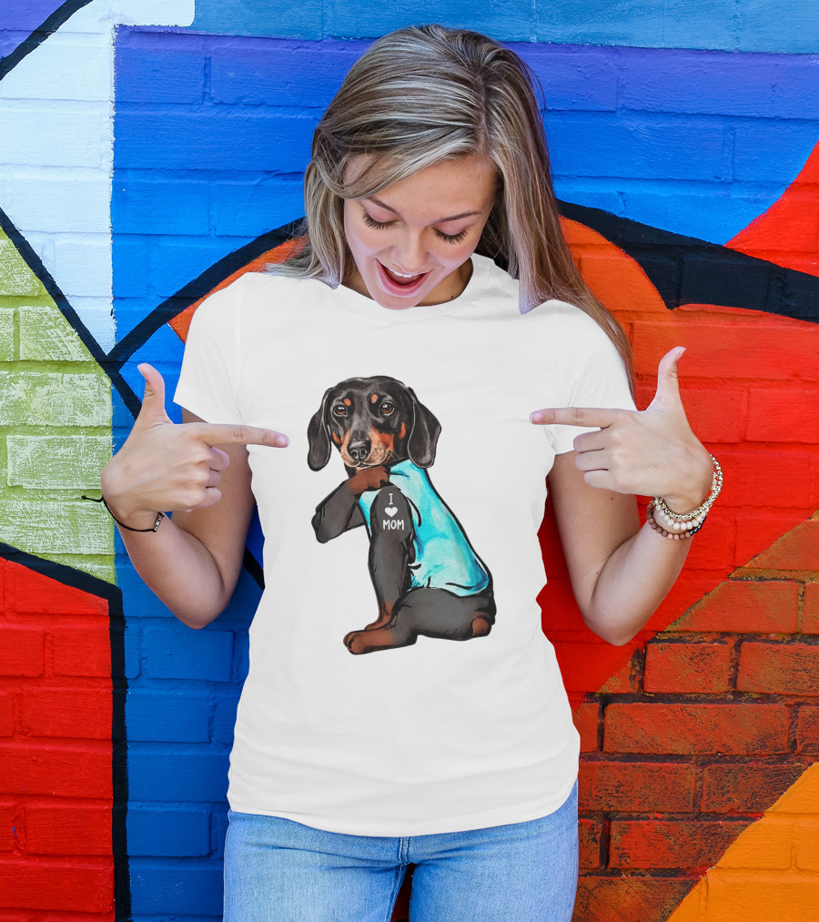 Dachshund I Love Mom T-Shirt