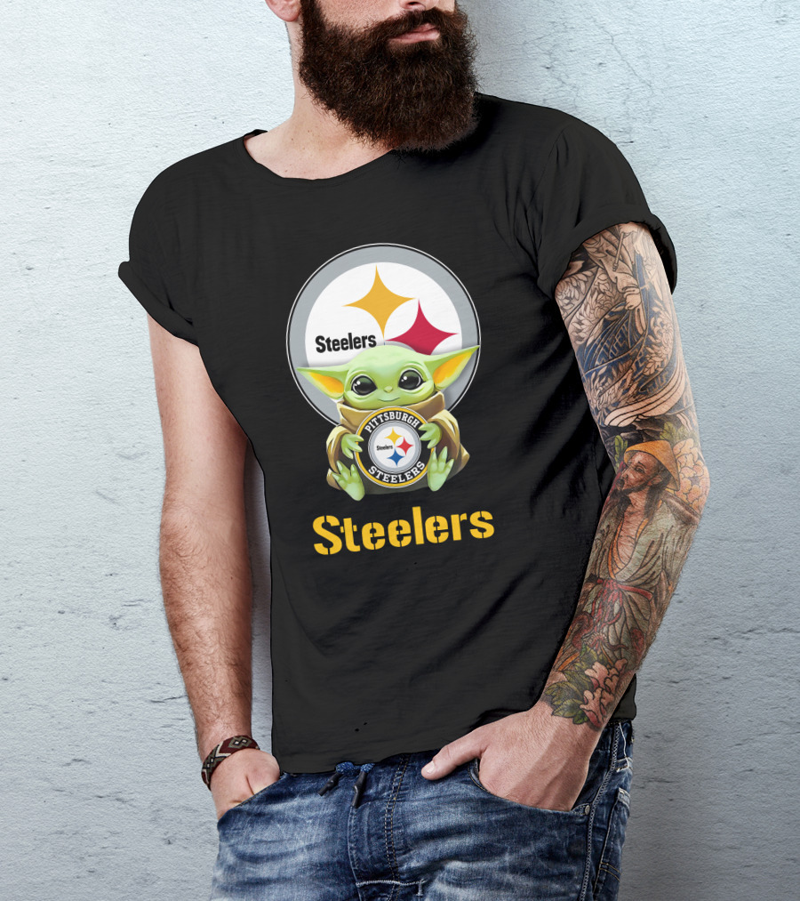 Baby Yoda Pittsburgh Steelers Hug Steelers T-Shirt