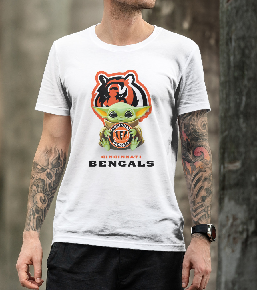 Cincinnati Bengals Baby Yoda Hugging Bengals Logo Tiger T-Shirt