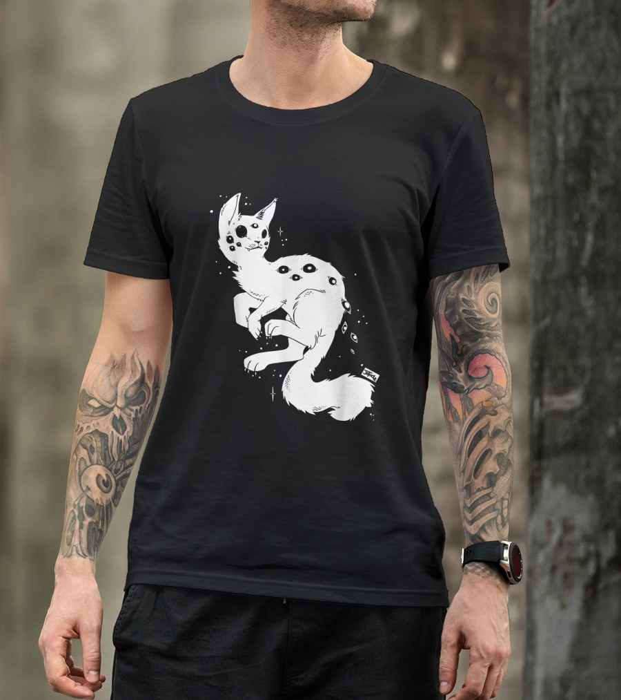 Creepy Cat Multi-Eyed Kawaii Kitty With Stars T-Shirt