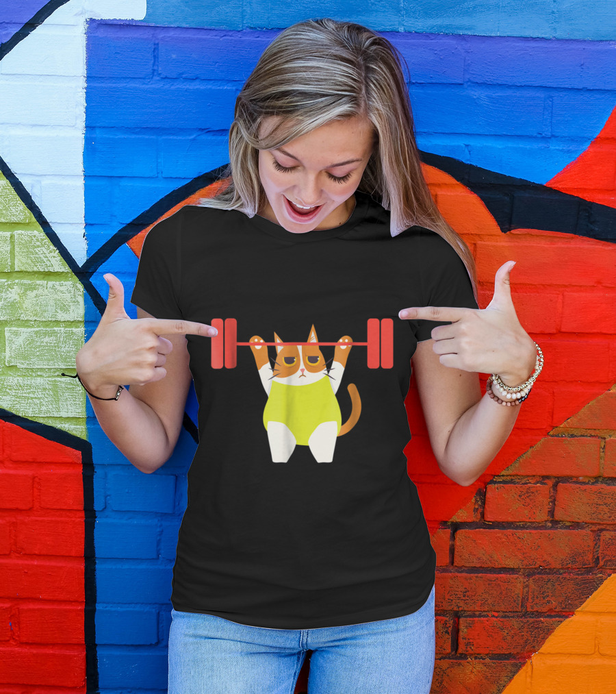 Playful Cat Weight Lifting Gym Humor For Fitness And Cat Lovers T-Shirt