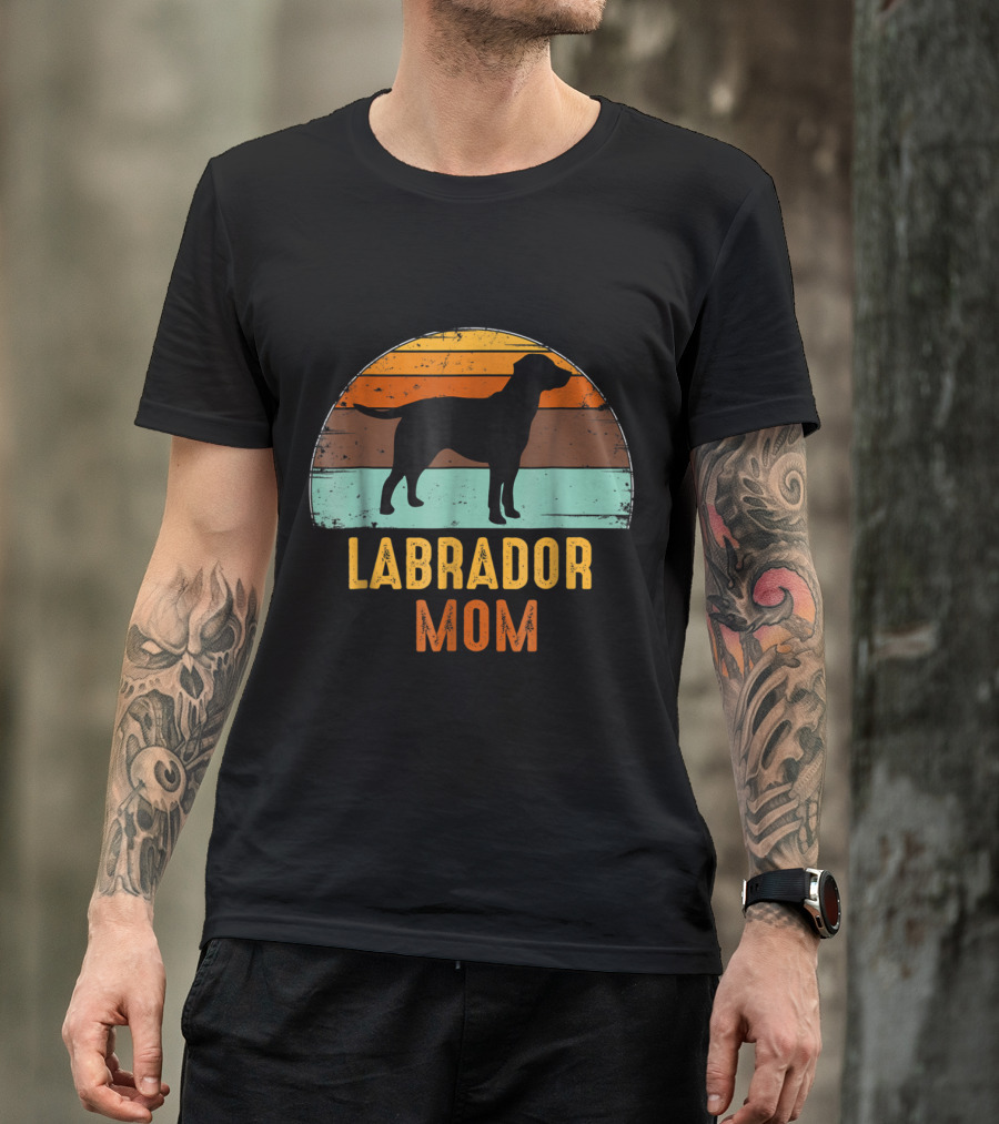 Labrador Mom Vintage Lab Dog Sunset T-Shirt
