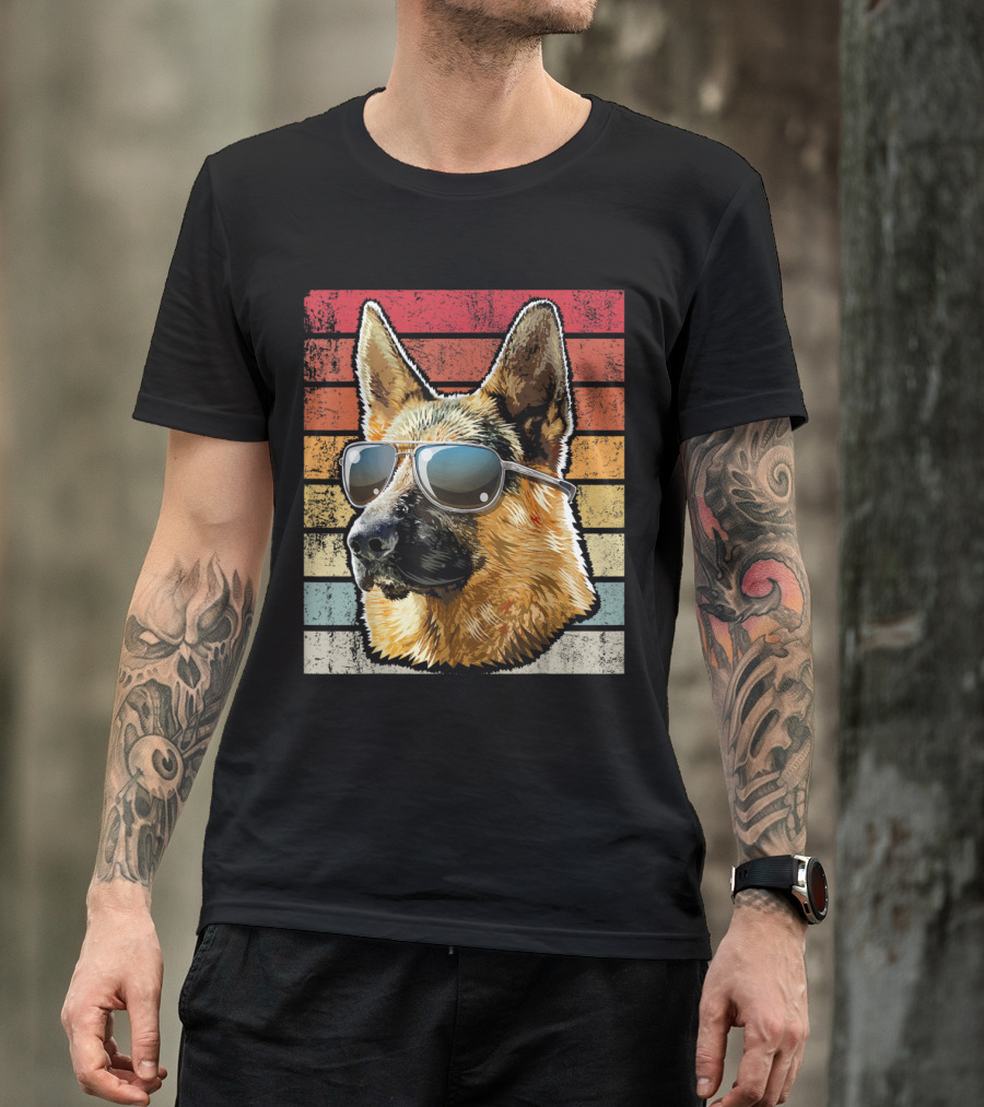 Retro Vintage German Shepherd Dog Sunglasses Stripes T-Shirt