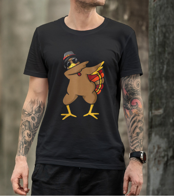 Dabbing Turkey With Pilgrim Hat And Sunglasses Thanksgiving Humor T-Shirt