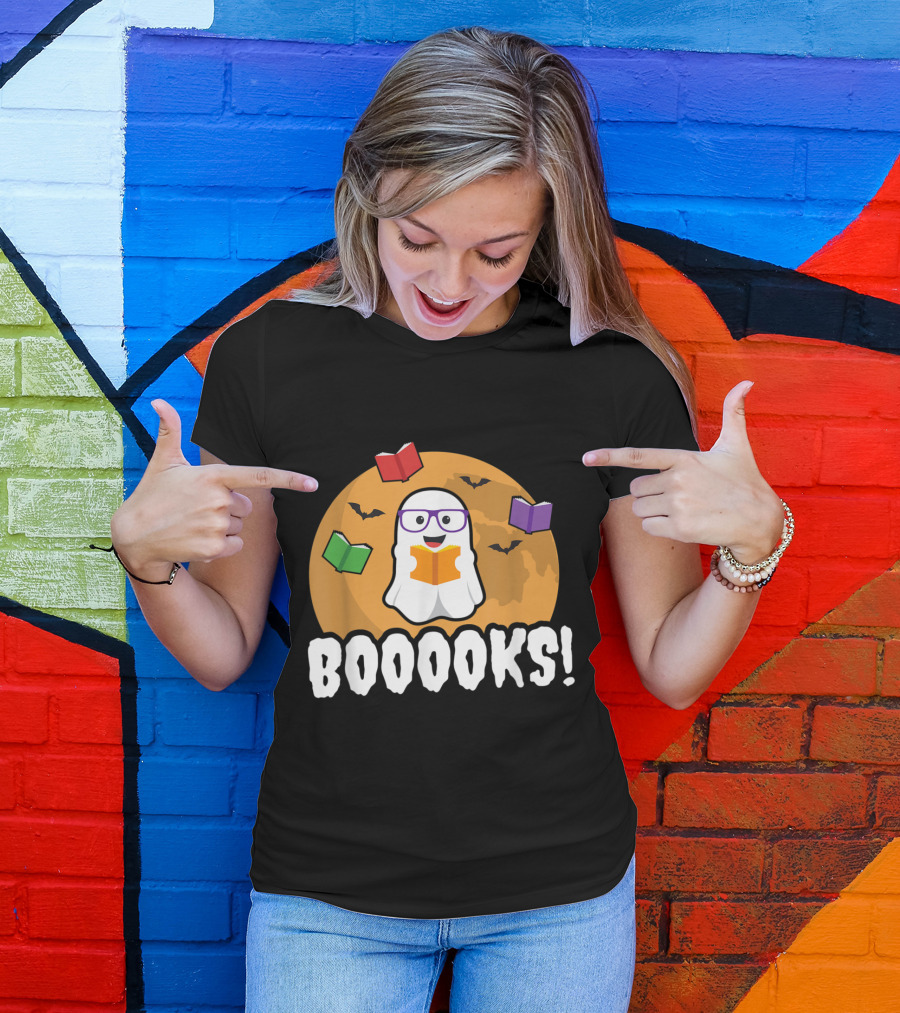 Booooks Ghost Boo Read Books Library Halloween Theme With Flying Bats And Moon T-Shirt