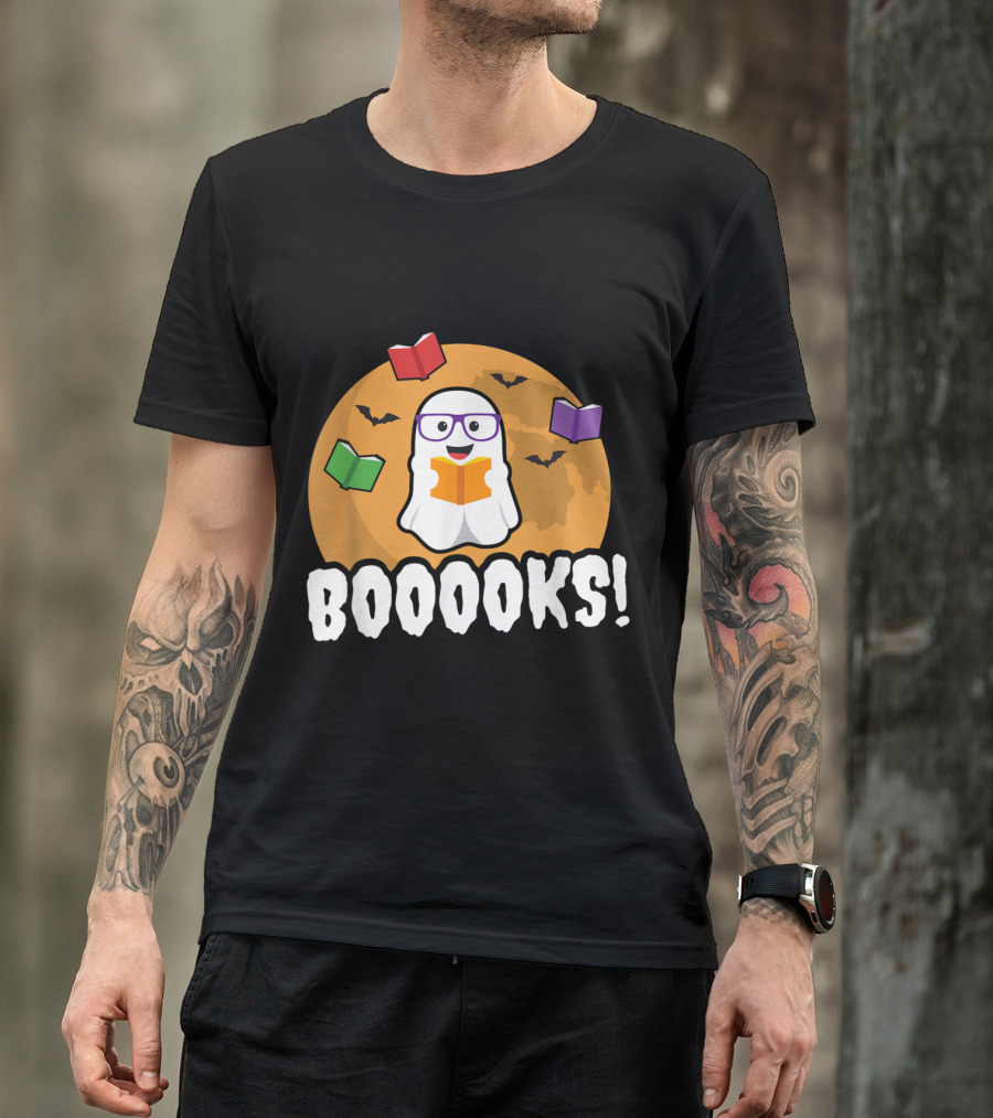 Booooks Ghost Boo Read Books Library Halloween Theme With Flying Bats And Moon T-Shirt