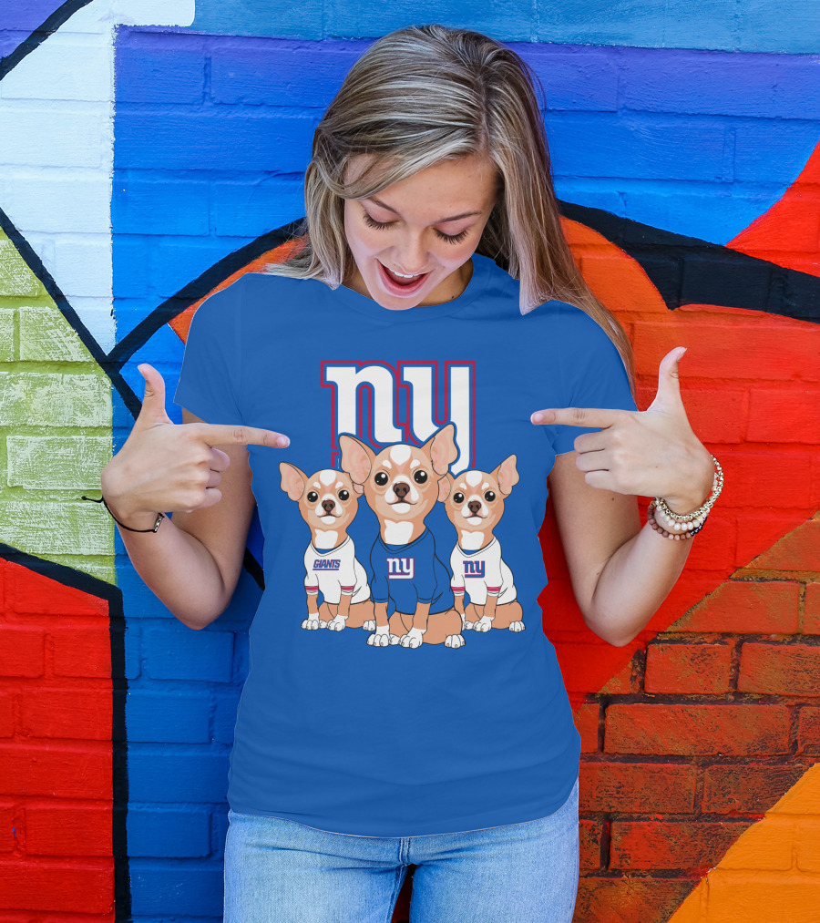 New York Giants Chihuahua Trio T-Shirt