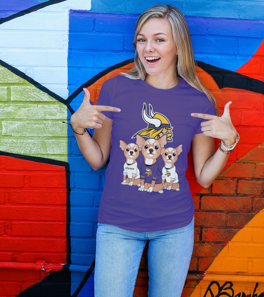Minnesota Vikings Chihuahua Trio T-Shirt