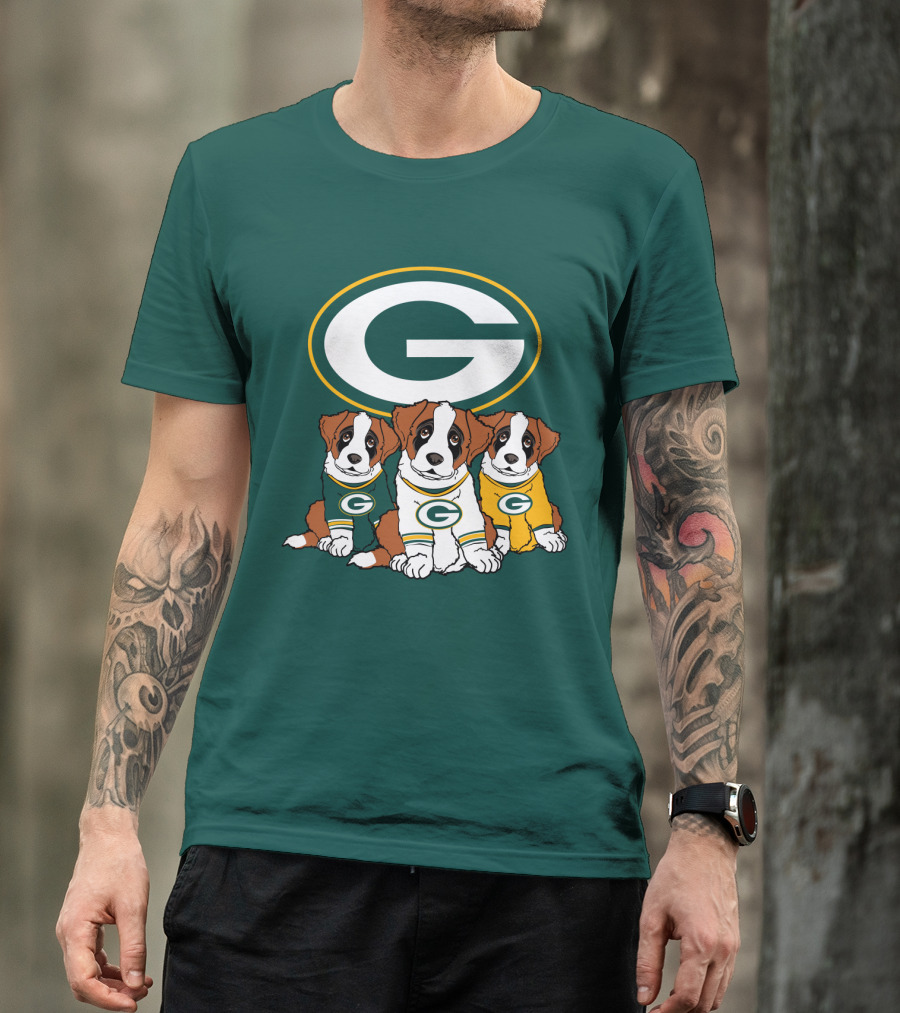 Green Bay Packers Saint Bernard T-Shirt