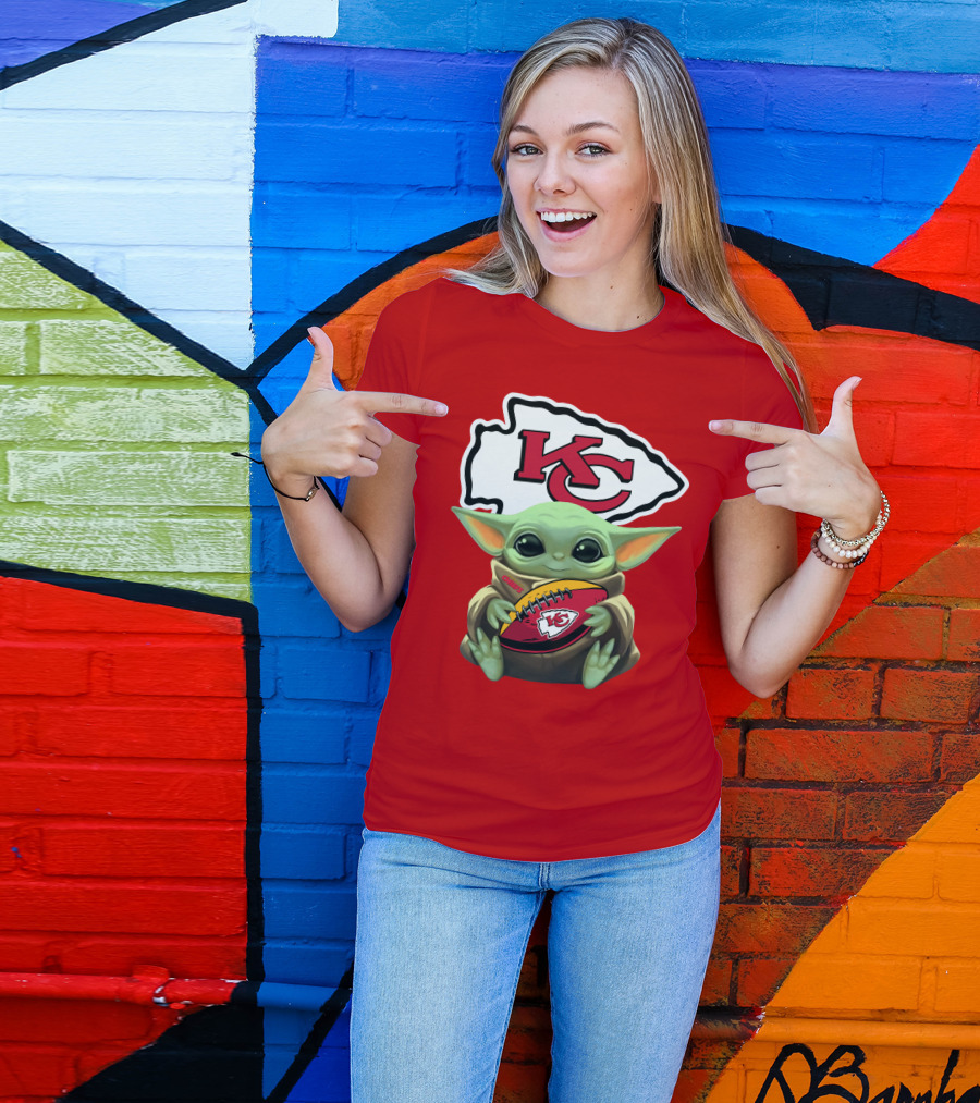 Babyyoda Holding Kansas City Chiefs Football T-Shirt