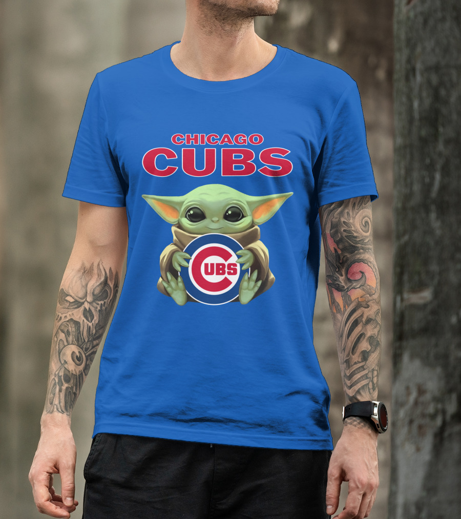 Chicago Cubs Baby Yoda Holding Cubs T-Shirt