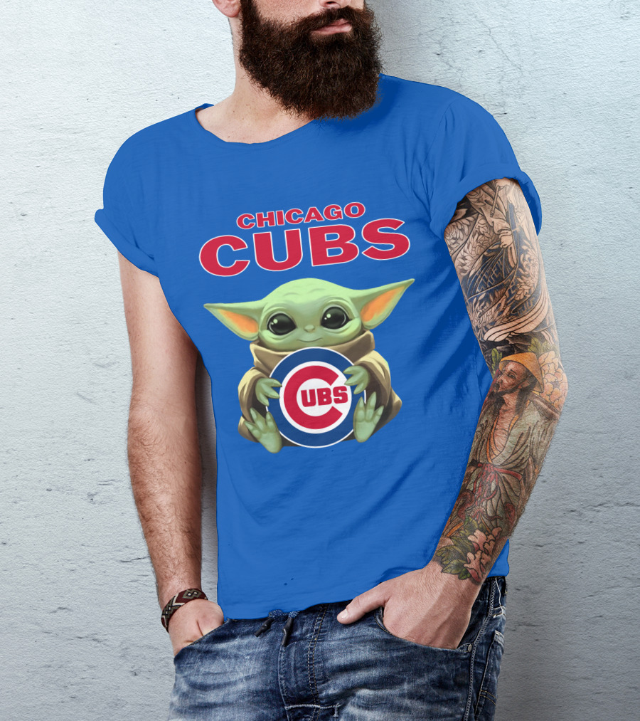 Chicago Cubs Baby Yoda Holding Cubs T-Shirt