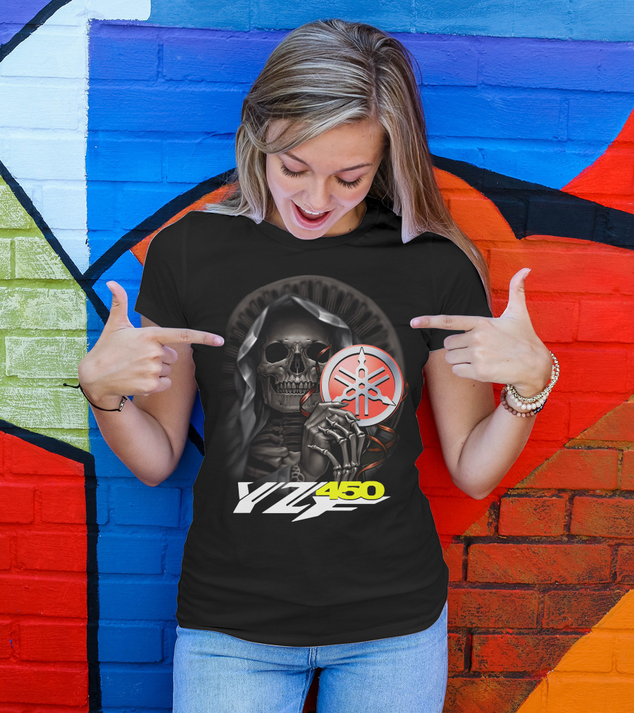 Yamaha Yzf 450 Skull Holding T-Shirt