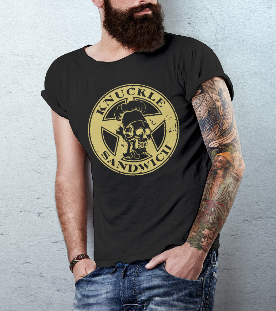 KNUCKLE SANDWICH CHEF SKULL STAR EMBLEM T-Shirt