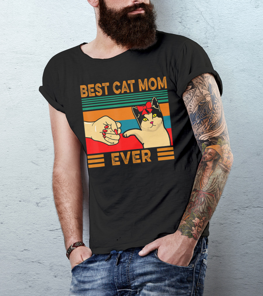 Best Cat Mom Ever Vintage Retro Cat Fist Bump T-Shirt