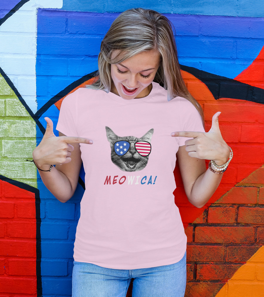 Meowica Cat Wearing American Flag Sunglasses T-Shirt